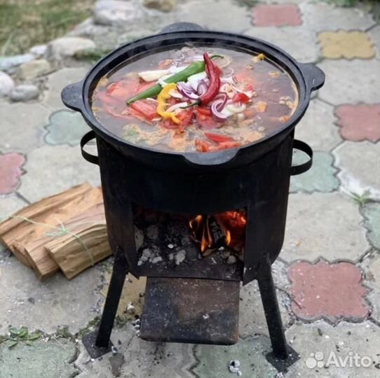 Казан, печь с трубой