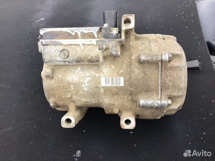 Компрессор на Lexus RX 400h