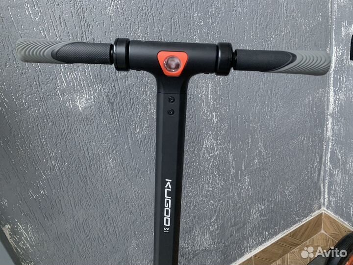 Электросамокат kugoo s1