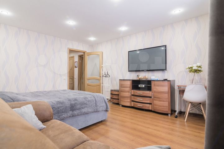 1-к. квартира, 40 м², 1/9 эт.