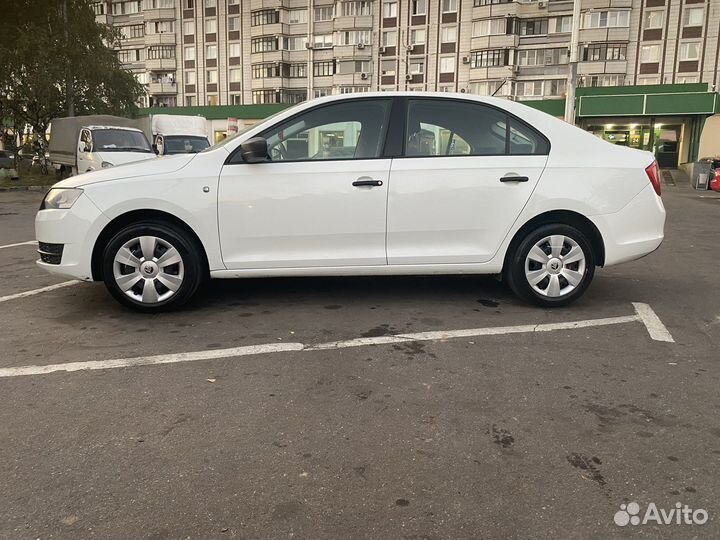 Skoda Rapid 1.6 AT, 2016, 269 000 км