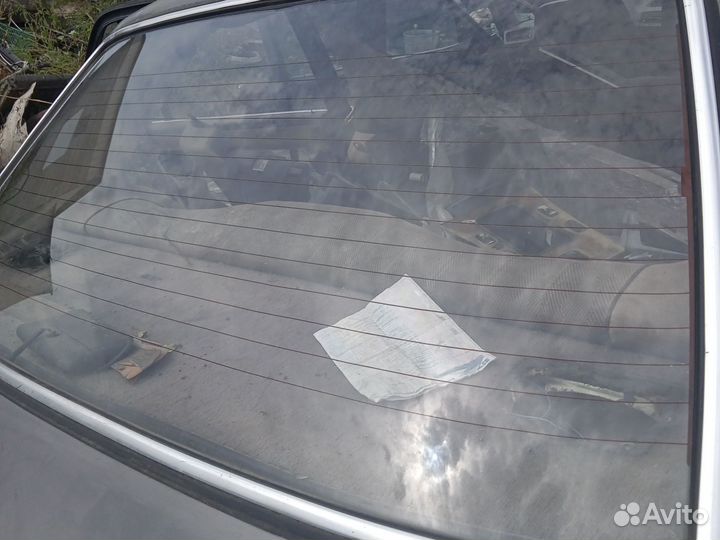 Заднее стекло BMW E23 с подогревом Отправка