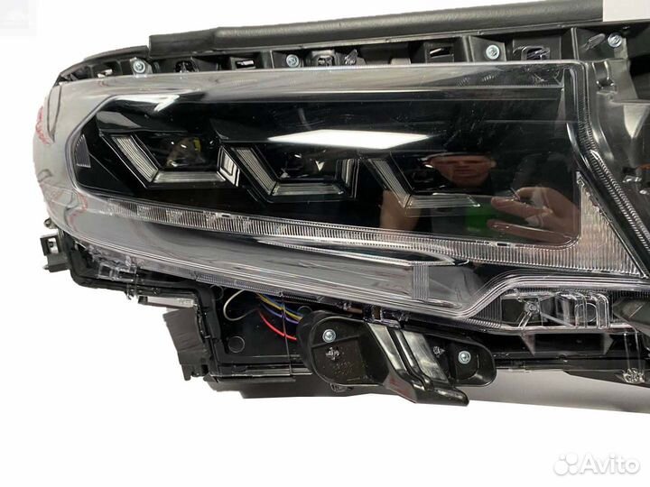 Фары Toyota Land Cruiser Prado 150 O1709