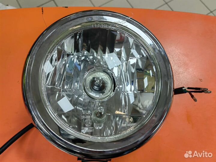 Фара центральная Garpia