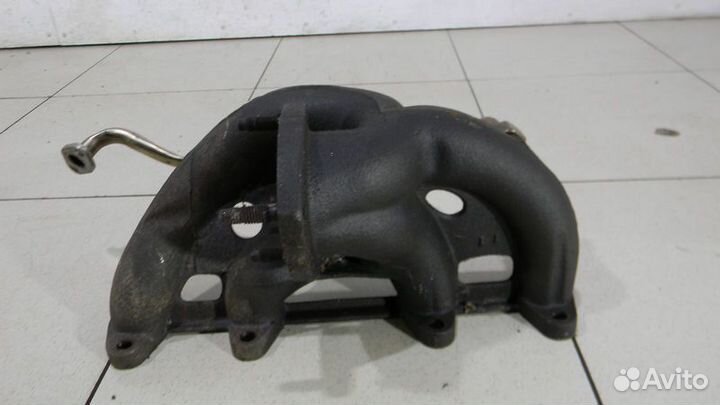 Выпускной коллектор 06B253031K