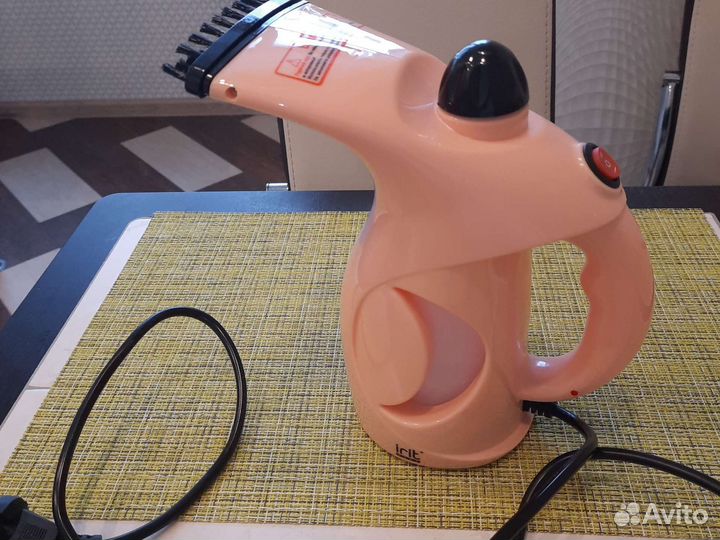 Отпариватель для одежды вертикальный