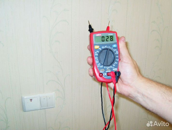 Электрик, Услуги электрика и Электромонтаж