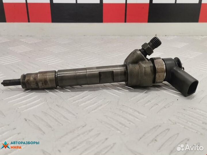 Форсунка BMW 1 E81/E82/E87/E88 2007 13537798446