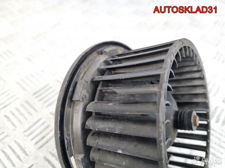 Моторчик отопителя Volkswagen Golf 2 191819021