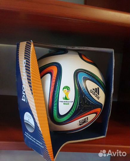 Adidas Brazuca официальный мяч 2014 World Cup