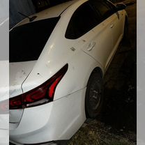 Hyundai Solaris 1.4 AT, 2018, битый, 395 000 км