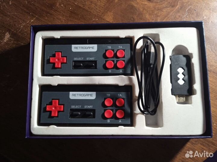 Игровая приставка ретро
