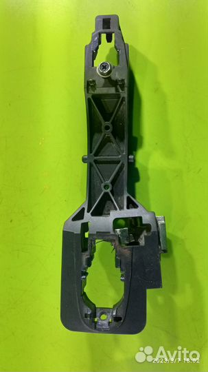 Кронштейн ручки для Kia Ceed 2007-2012