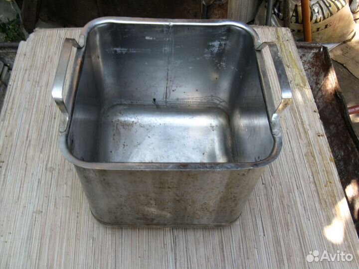 Емкость из нержавеющей стали