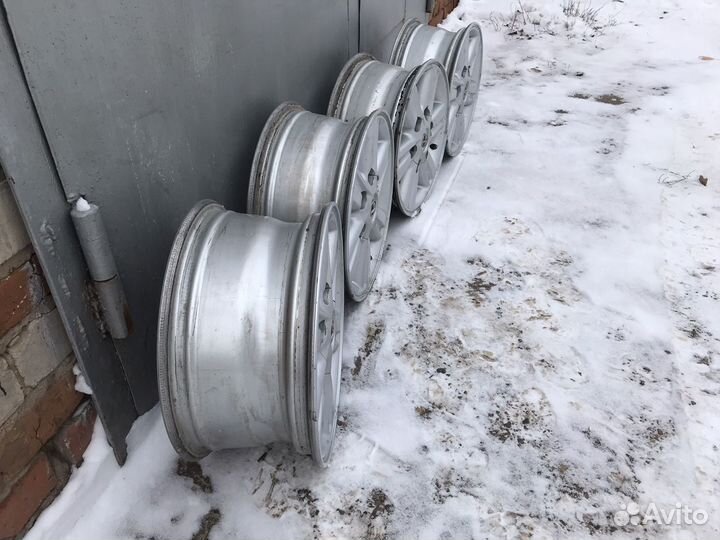 Литье диски r15 6 139.7 106,1