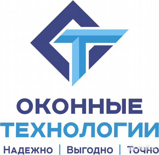 Рабочий в цех ламинации оконного профиля