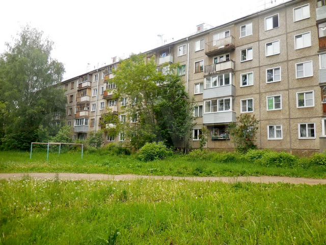 2-к. квартира, 43,3 м², 3/5 эт. на продажу в Кирове Купить квартиру Авито