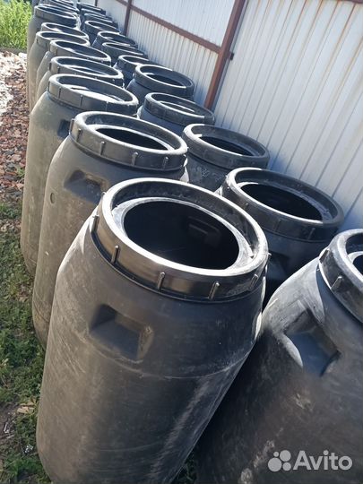 Бочка пластиковая 227 литров,270 литров