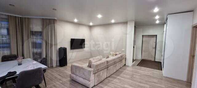 Дом 180 м² на участке 11,7 сот.