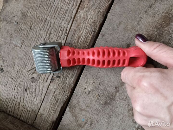 Прикаточный ролик для шумоизоляции,30мм