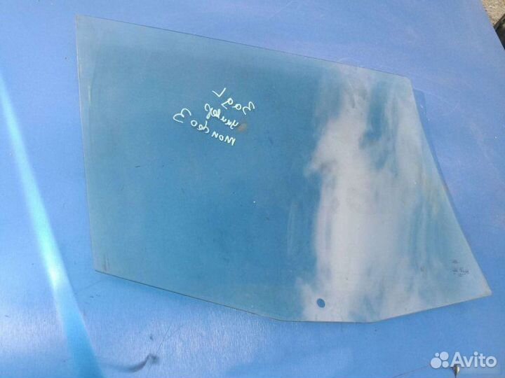 Стекло двери заднее левое Ford Mondeo 3 универсал