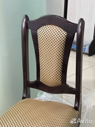 Стул Номер 2
