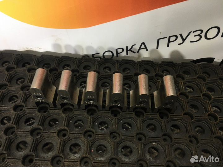 Кронштейн форсунки (комплект) Daf XF105