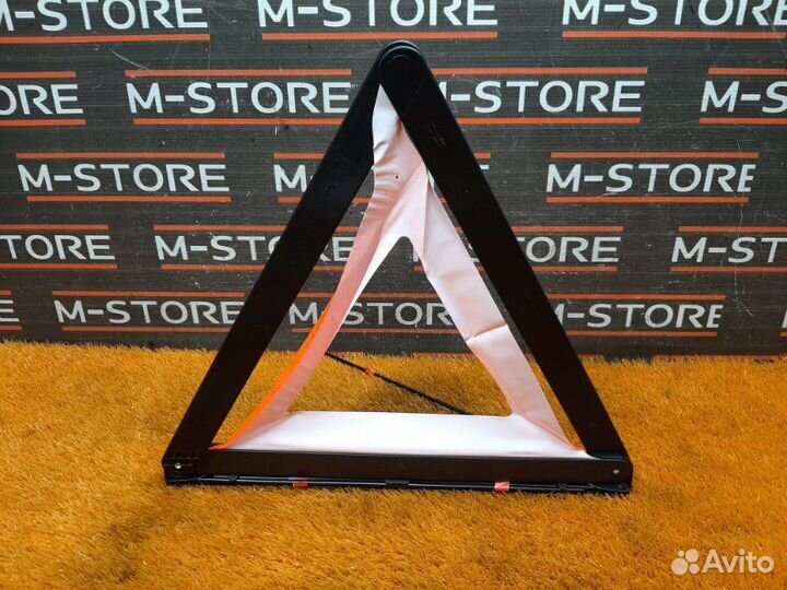 Знак аварийной остановки Bmw 7-Series F01 N63B44