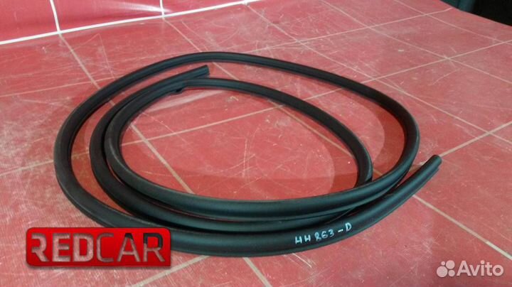 Уплотнитель двери задней лев Ford Focus 2 (новый)