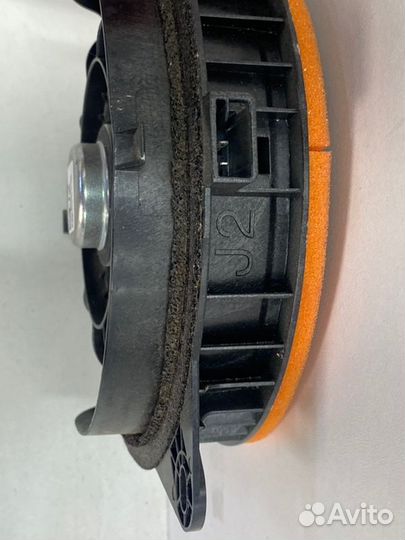 Динамик двери задний Тойота Camry V70/V75