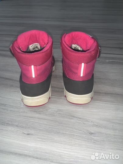 Продам осенние ботинки на девочку