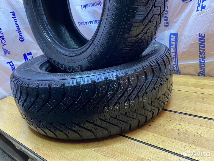 Goodyear UltraGrip 500 235/65 R17 108T