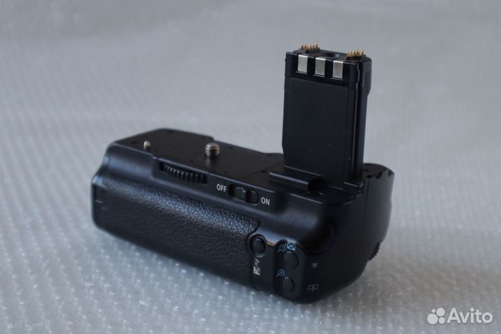 Батарейный блок Canon AP BG-E3