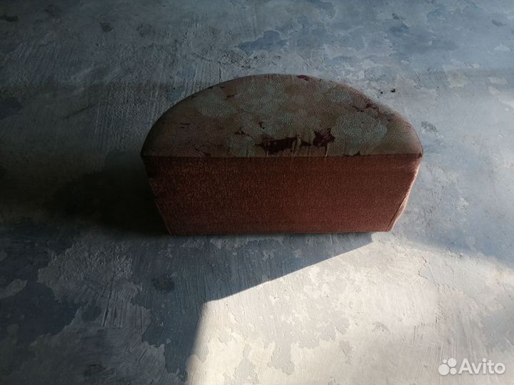 Продам пуфик