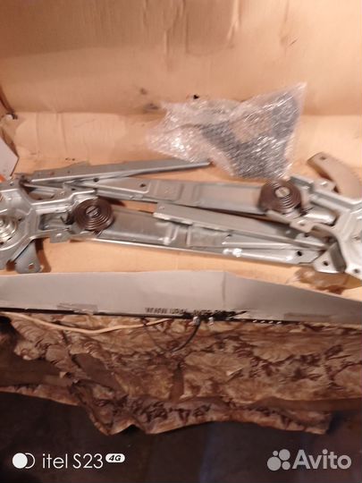 Стеклоподемники