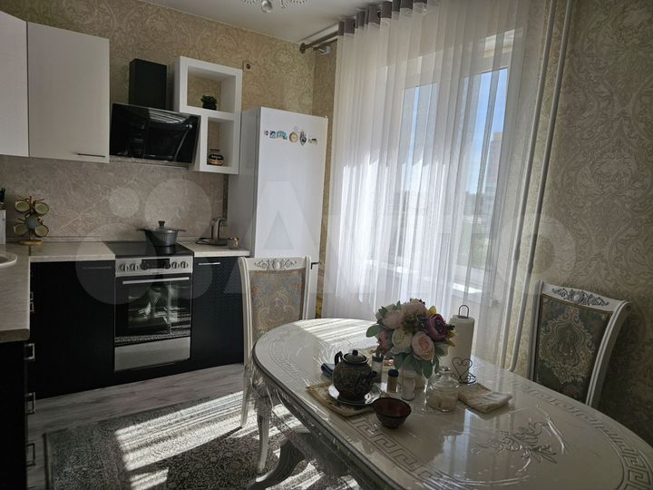 3-к. квартира, 77,6 м², 3/9 эт.