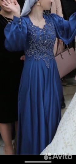 Вечернее платье