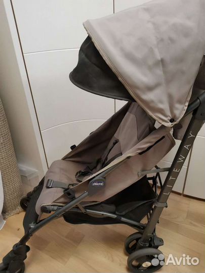 Прогулочная коляска