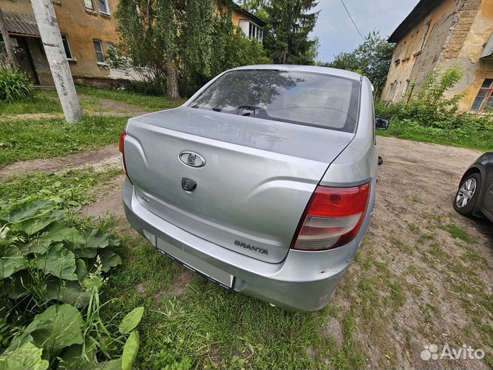 LADA Granta 1.6 МТ, 2013, 279 867 км