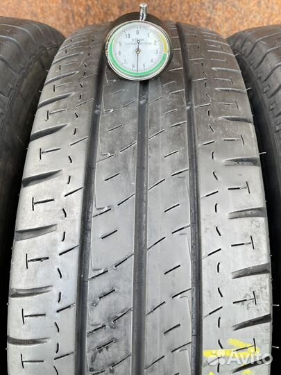 Michelin Agilis 215/75 R16C