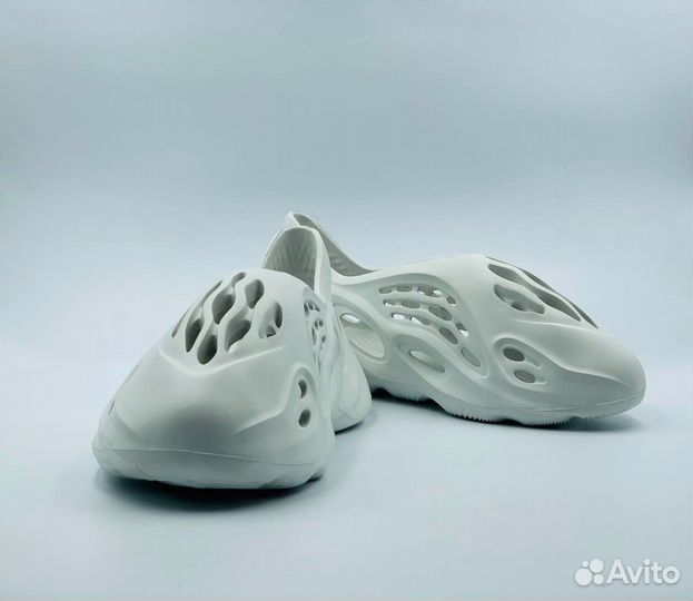 Adidas foam белые разм. 41