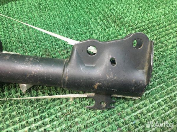 Амортизатор передний Toyota Yaris P10 1szfe