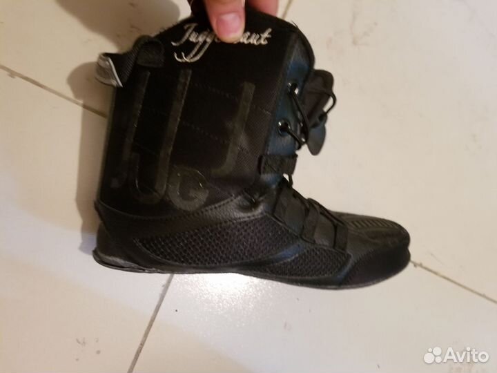 Внутренние ботинки в роликовые коньки