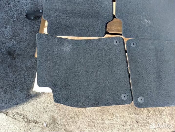 Коврик салона Audi A6 C6 3.0 BBJ 2005