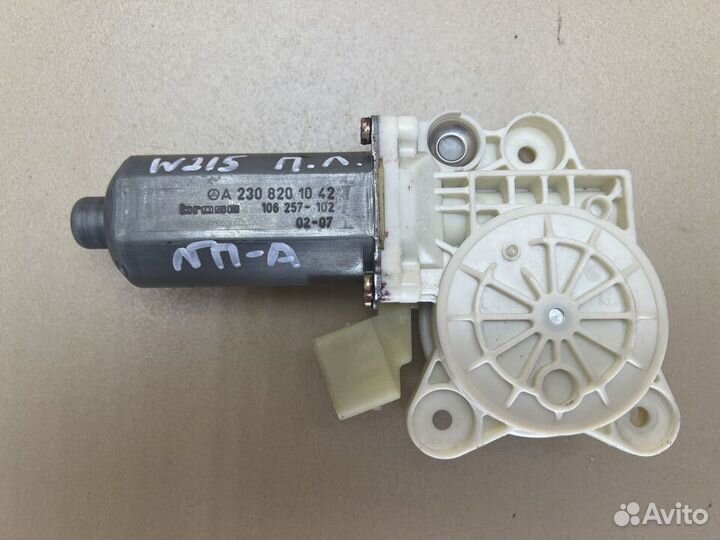 Моторчик стеклоподъемника Mercedes CL W215