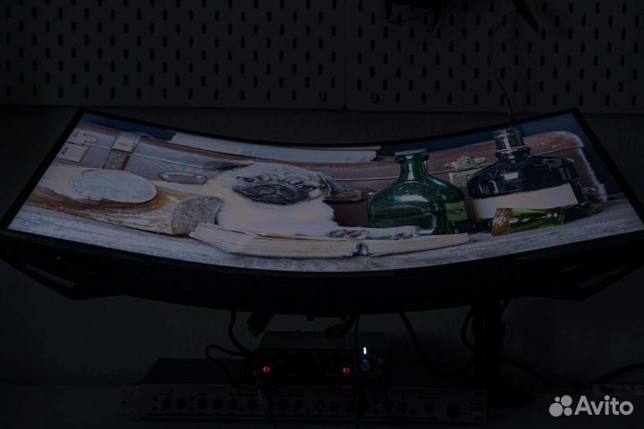 Samsung Odyssey G7 27