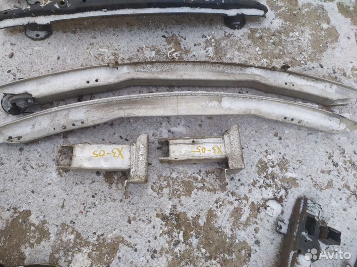 Усилитель переднего бампера BMW X3 E83 Рестайлинг