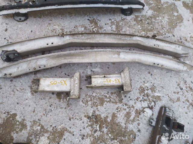 Усилитель переднего бампера BMW X3 E83 Рестайлинг