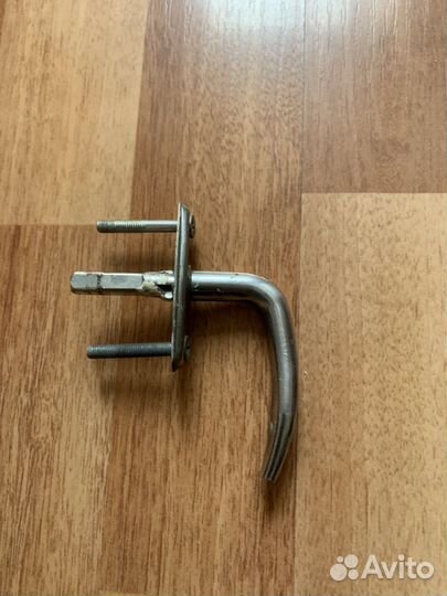 Оконные ручки