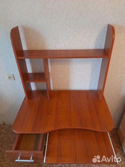 Компьютерный столик бу